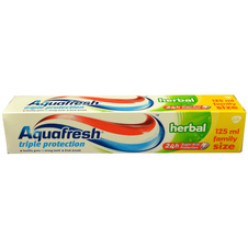 Aquafresh Zubní pasta Triple Protection Herbal 125 ml